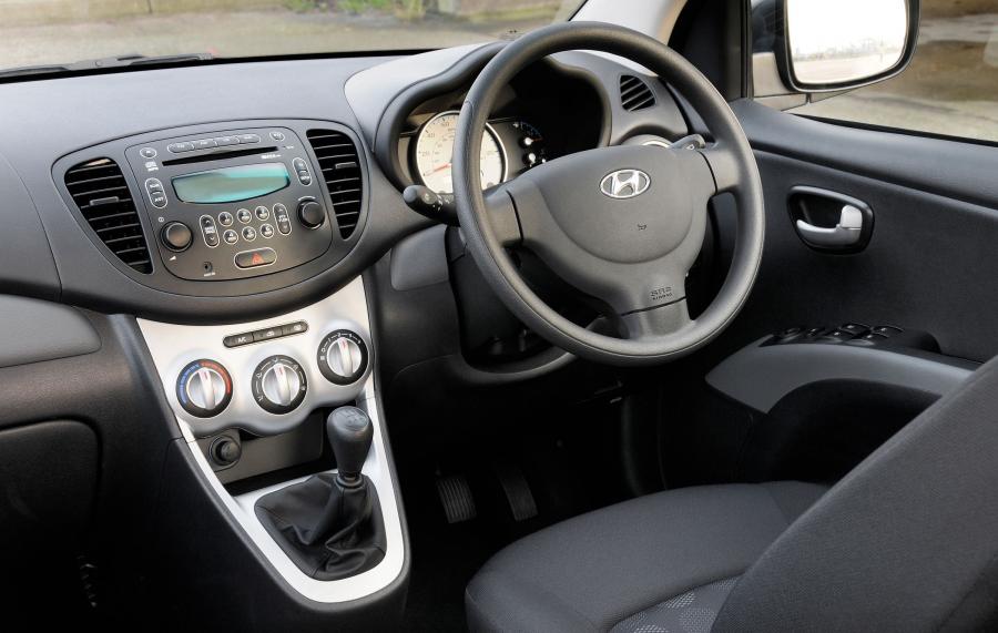  Hyundai i10 2007 года  (фото 10 из 25)